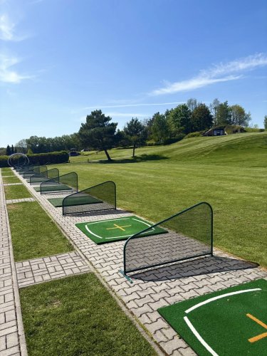 Zkus golf pro 3-4 osoby